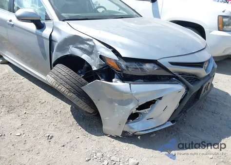 2024 Toyota Camry Se z USA, uszkodzony, nr VIN 4T1G11AK5RU901920